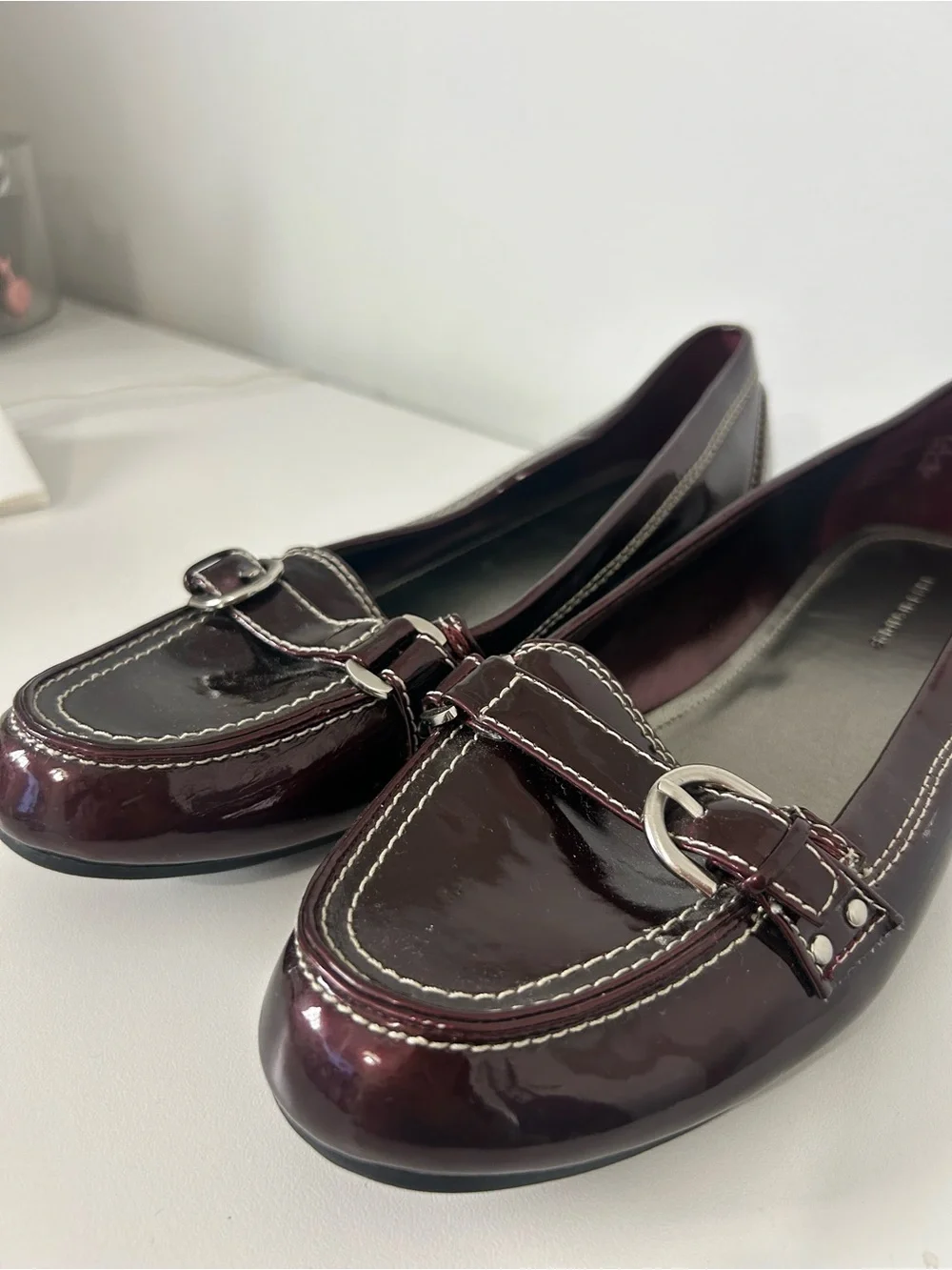 y2k 90s Burgundy Patent Mary Janes Silver Buckle Size 9 1/2 Chic Tweed Retro